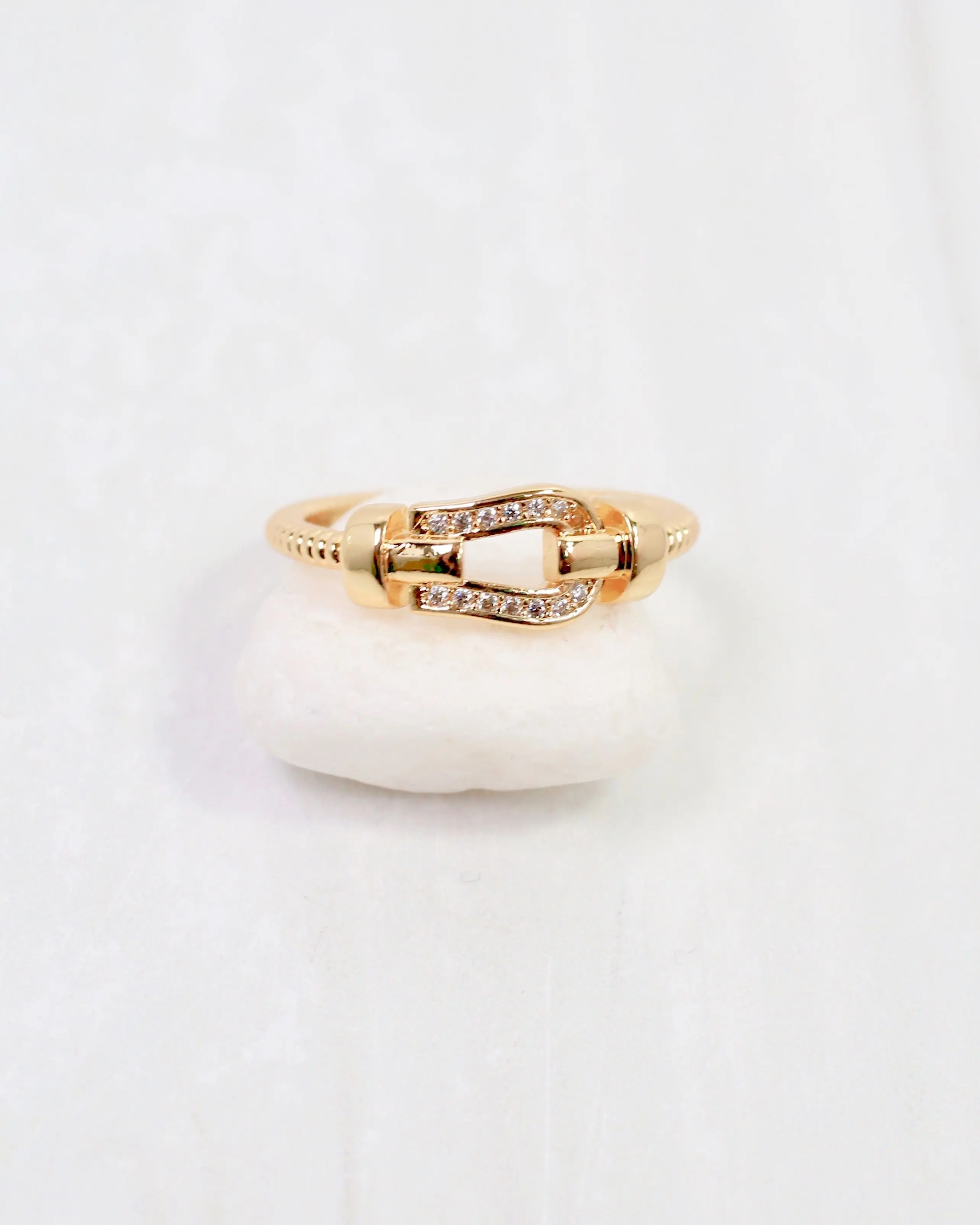 Bangor Buckle Ring WR Gold