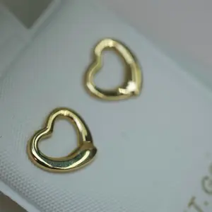 Heart-Shaped 14k Gold Earrings - Elegant and Timeless Design for Everyday Wear
