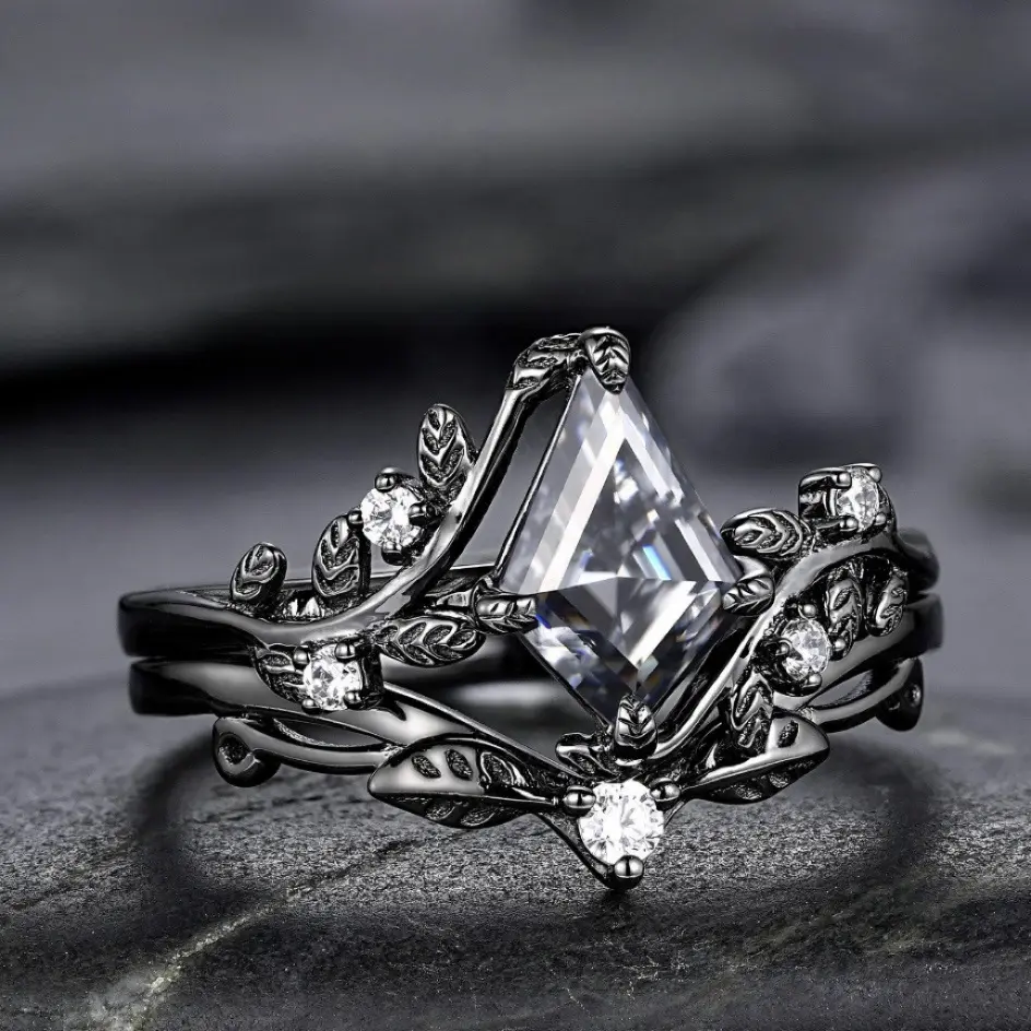 Polygon Zirconia Black Gun Jewelry Women Ring Elegant Stylish Zircon Stone Engagement Ring Jewelry Gift for Her Modern Unique Design Fashionable Statement Ring for Women