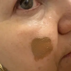 Product Review of CeraVe Sheer Tint Hydrating Mineral Sunscreen SPF 30 from L**z