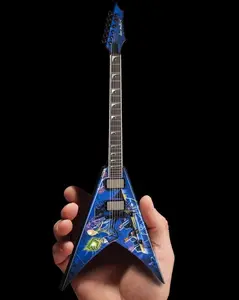 DAVE MUSTAINE -Rust In Peace Signature V 1:4 Scale Replica Guitar ~Axe Heaven~