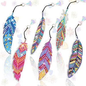 6-piece DIY diamond painting bookmark set, 3D feather shape, with crystal pendant, Decorative sticker, DIY PET diamond sticker bookmarks, ideal gift, suitable for reading enthusiasts, home decoration, includes tools