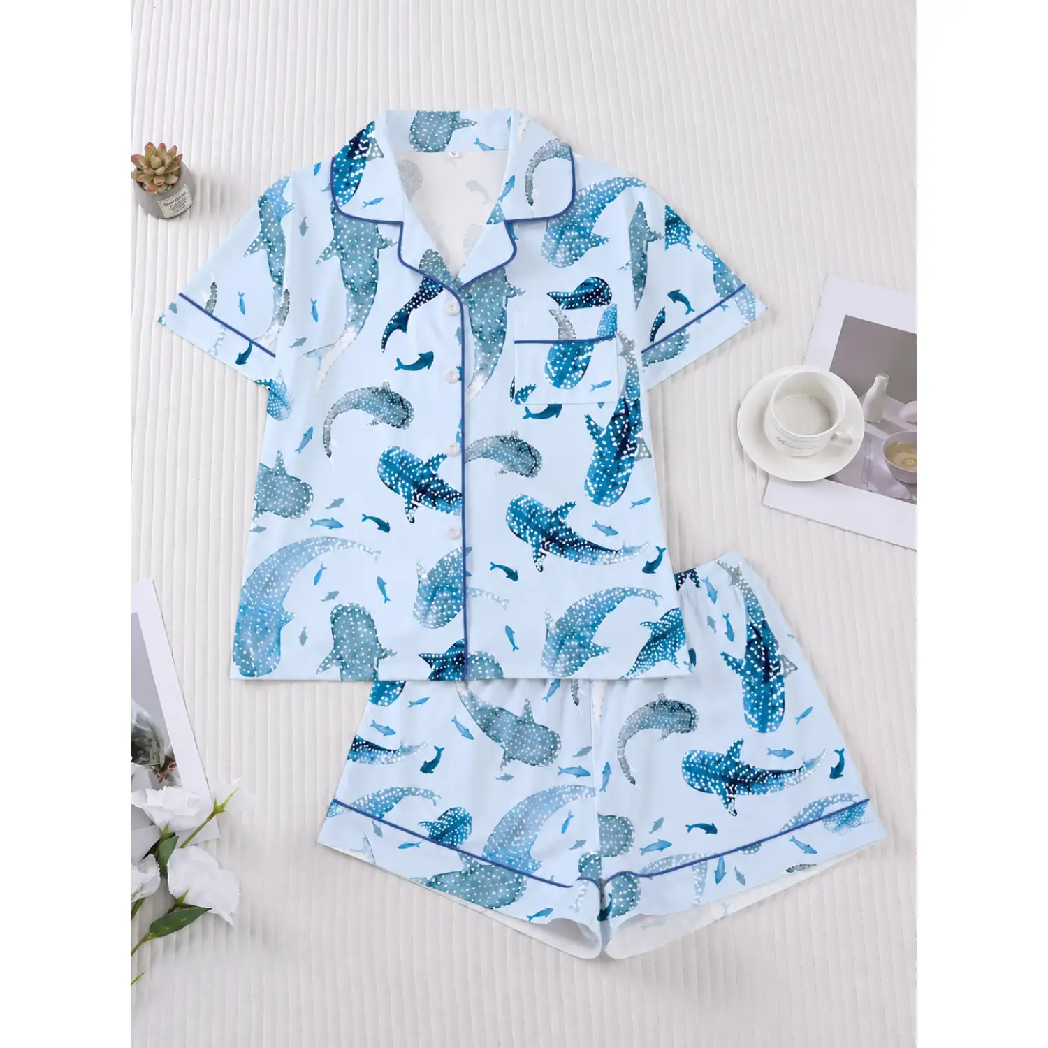 Shark Print Women's 2-Piece Pajama Set - Short Sleeve Button-Up Shirt & Elastic Waist Shorts, Elegant Sleepwear for All Seasons
