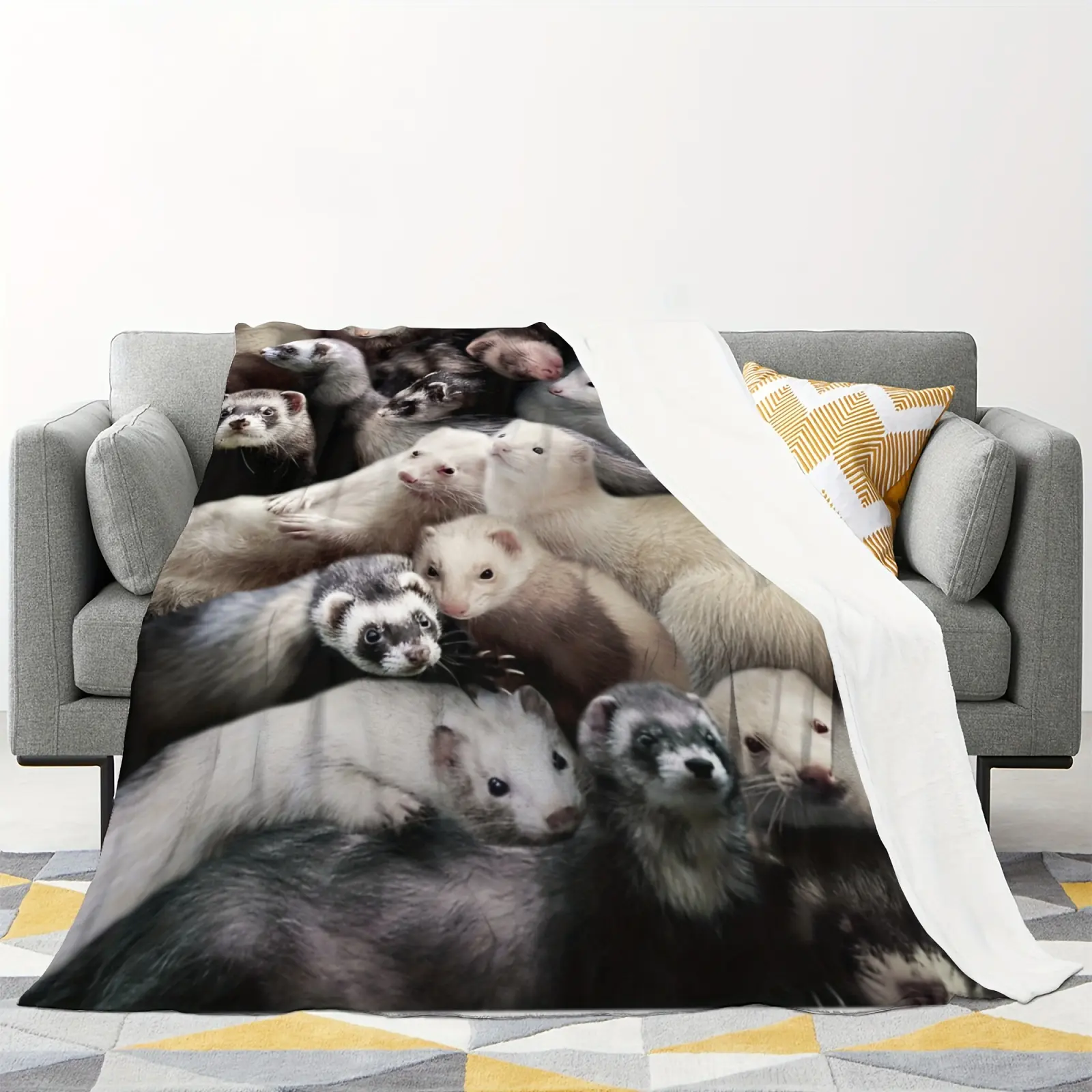 Plush Ferret Animal Print Rectangular Flannel Fabric Throw Blanket - Ultra-Soft Warm Home Decor for Bed Use, 100×130Cm(40×50Inch)