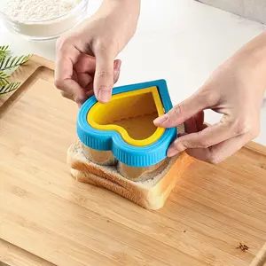 Sandwich Cutter, Heart Shaped Stainless Steel Sandwich Cutter, DIY Sandwich Making Mold, Kitchen Utensils