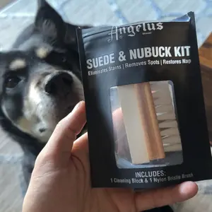 Angelus Suede & Nubuck Cleaner Kit - 1 Cleaning Eraser Block and 1 Nylon Bristle Brush - Eliminates Stains, Removes Spots, Restores Nap - UGG Cleaner for Leather Suede Shoe, Handbags, Jackets, Boots, Furniture, Cleaner For Uggs