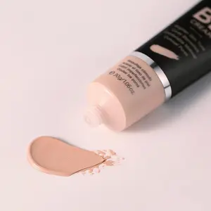 Brightening Skin BB Cream, Lightweight and Smooth Makeup Foundation Concealer Cream with Natural Extract, Facial Color Correcting Pores Smoothing Cream