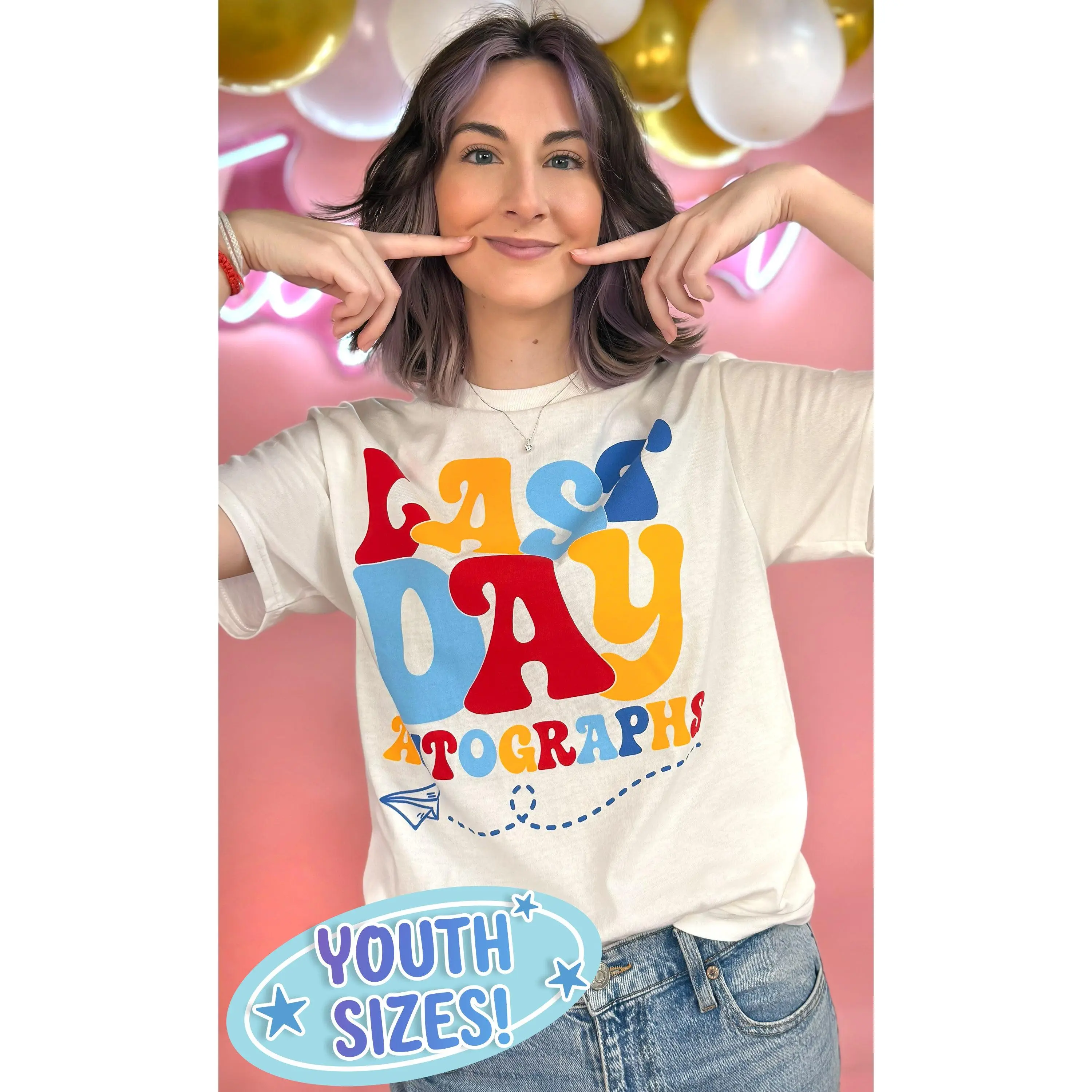 Women's Loose Graphic T-Shirt in 100% Cotton, Casual Streetwear Round Neck Top for All Seasons with Groovy Autographs Statement Design