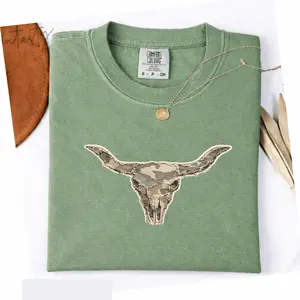 Comfort Colors PRINT Camo Longhorn Skull Patchwork Tee, Western Cow Skull, Quilted Farm Animal Head Tee, Gingham Floral Rustic Cow Lover Shirt, Printed Shirt