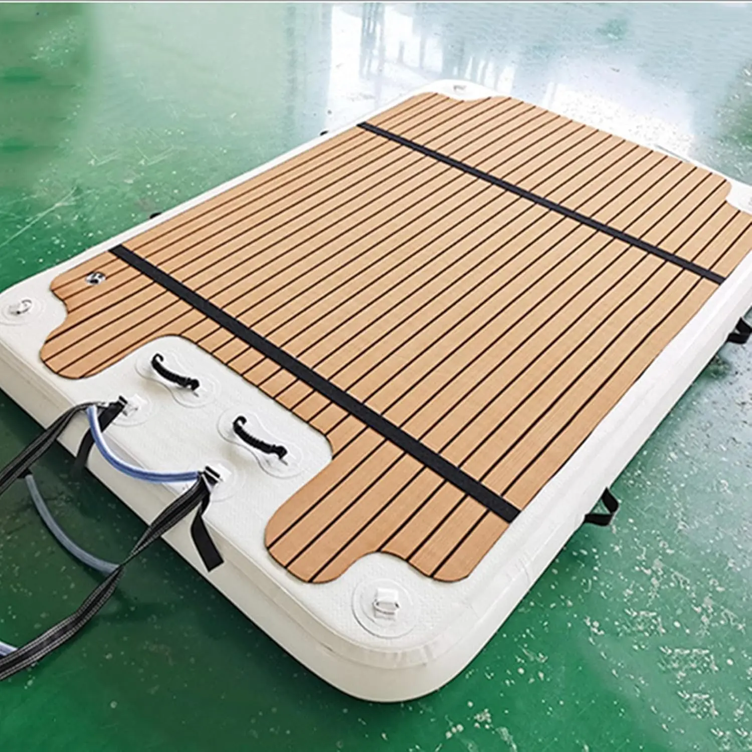 Inflatable Floating Dock, Inflatable Floating Row Yacht Floating Platform, Offshore Pontoon Dock, Outdoor Inflatable Water Floating Bed,4 * 4m/13 * 13ft