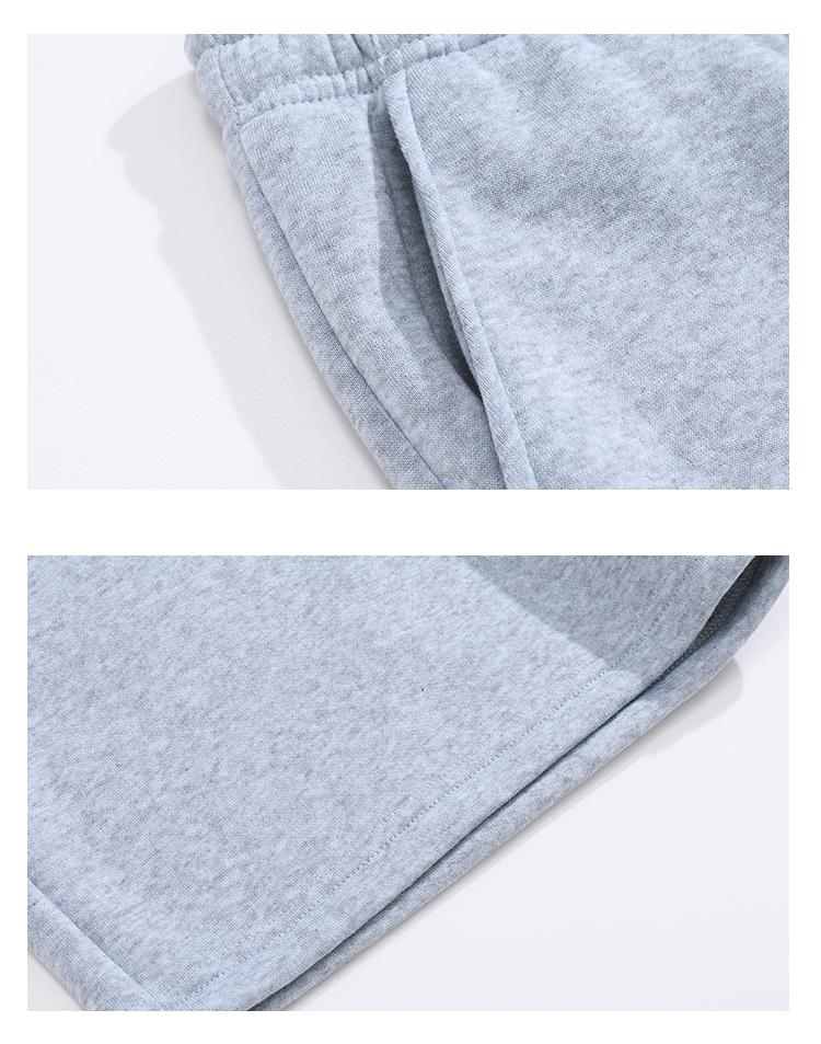 Men’s summer casual athletic shorts, loose straight cut, comfortable and breathable, suitable for running, fitness training, and other outdoor activities.