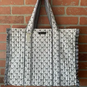 Bow Quilted Tote Bag