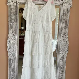 Sundance Brand Womenswear Cotton Linen Blend White Lace Tiered Formal Summer Short Sleeve Party Maxi Dress Size 4, Comfortable Fit
