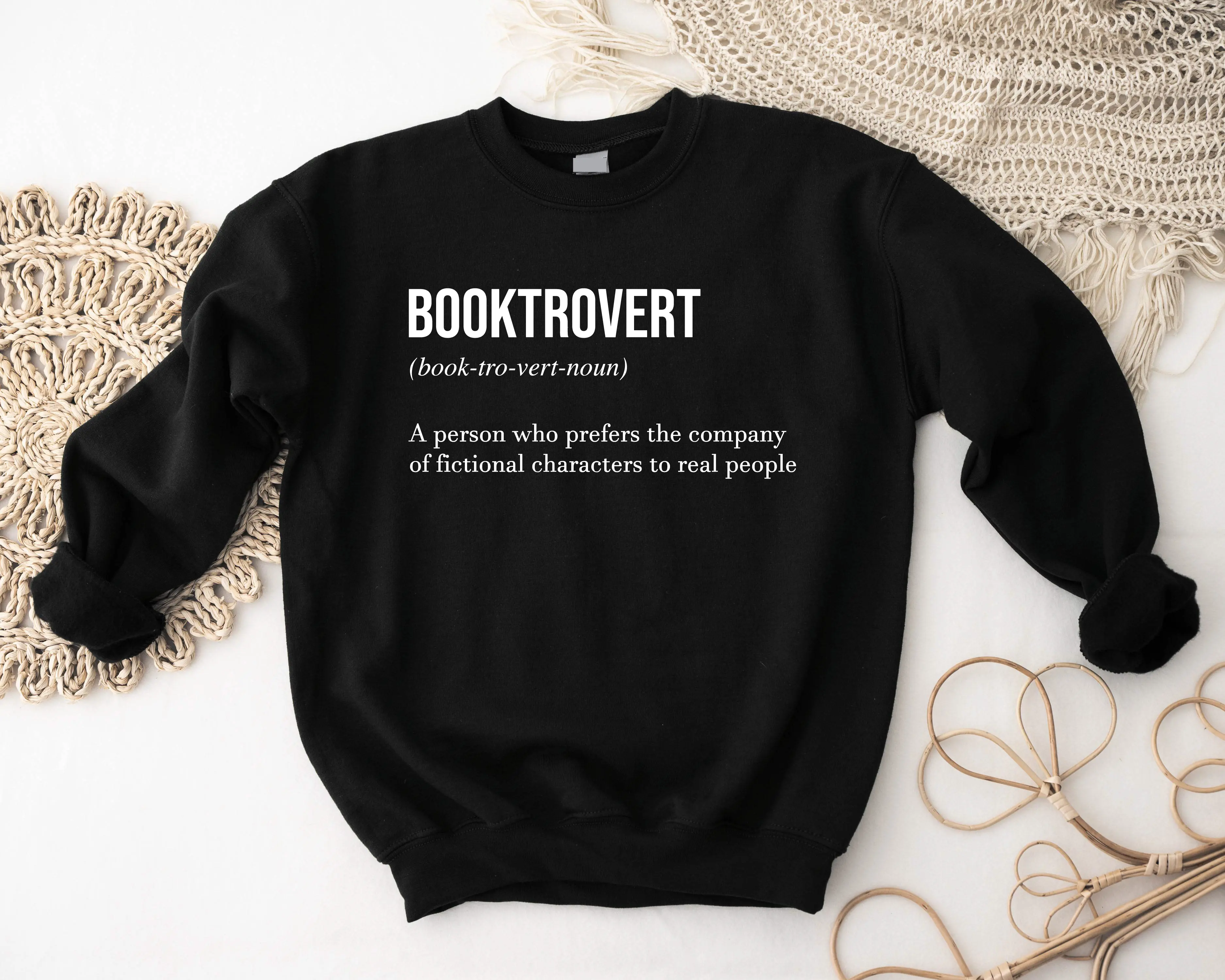 Booktrovert Shirt, Definition T-shirt, Librarian Hoodie, Book Lover Gift Sweatshirt, Bookish Tee, Funny Reading Lover Shirt, Cute Teacher T-shirt. Casual Classic
