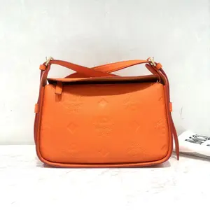 Pre-owned MCM Leather Shoulder Bags 7.8'' R2299 Shoulder Bag C5439991588 0602 T2 Ella
