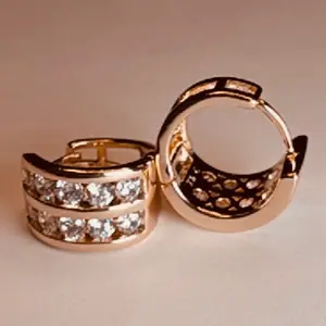 Oniria's Earring - Elegant Design with Unique Features