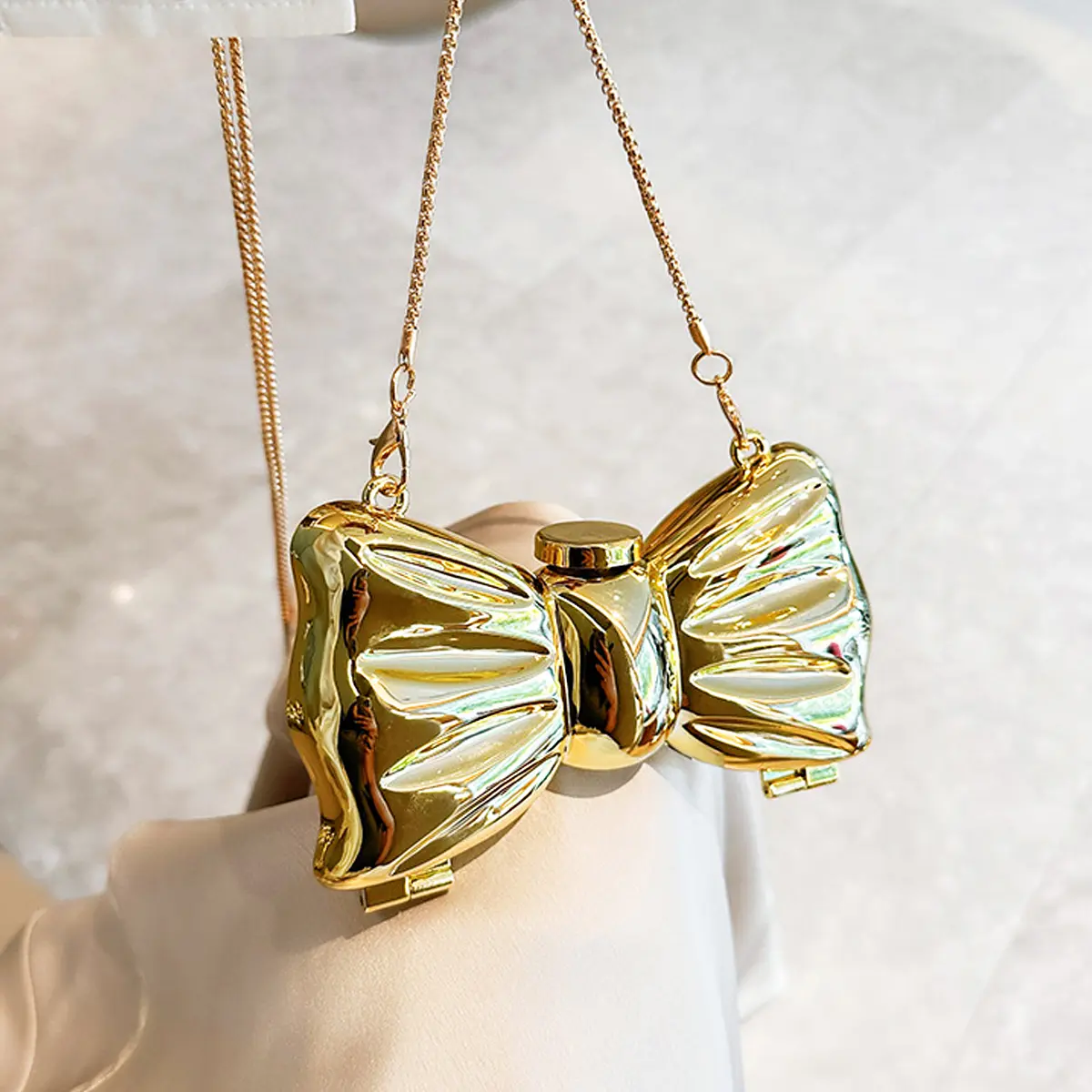 Women's Acrylic Bow-Shaped Clutch, Shiny Dinner Shoulder Bag with Chain Strap & Magnetic Buckle, Fashion Bags for Party & Evening, Elegant Shoulder Purse, Purses, Crossbody