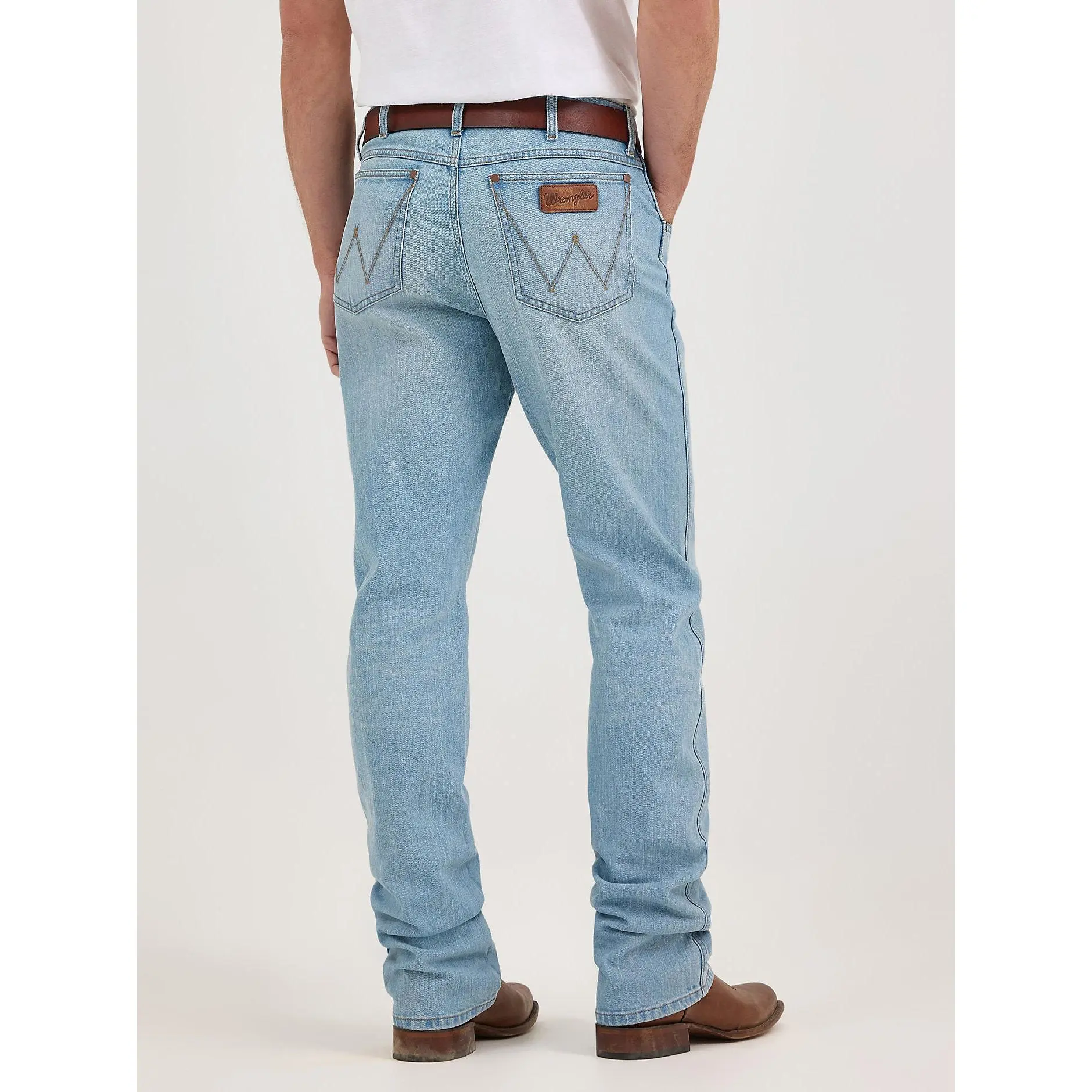 Wrangler Men's Retro Style Bootcut Jeans - Relaxed Fit, Mid-Rise Stretch Cotton Blend Denim for Menswear & Casual Wear, Pants, Pocket, Early 2000S Aesthetic