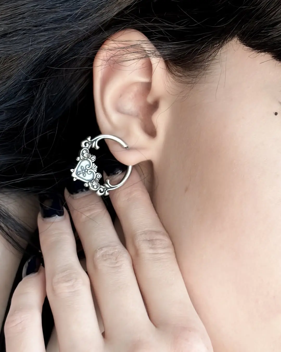 925 Sterling Silver Post Ornate Affection Earrings, Heart-Cross Scrollwork Design, 1-Pair Pack, Fashion Costume Jewelry Accessory, Gothic Earrings for Women, Heart Earrings, Statement Earrings, Vintage Jewelry, Alternative Jewelry, Punk Style Earrings