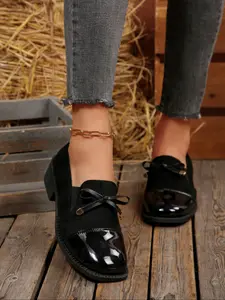 Women's new stitching bow medium-heeled shoes, British square scalp shoes fashion women's shoes, authentic foreign style one size larger low-top deep-mouth cover formal four-season work shoes, the first choice for holiday outing parties, Party Shoes