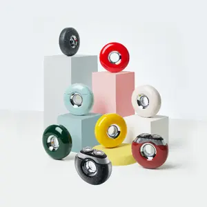 The 2026 upgraded electric shaver features a donut shape, an arc-shaped mesh head, is waterproof and skin-friendly, washable, rechargeable, has a high-speed motor, a long-lasting battery, is compact and portable, and provides a smooth, matte shave.