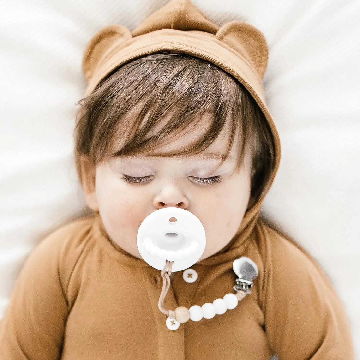 Ryan & Rose Cutie PAT Pacifier Teether (Bulb, White) Ryan & Rose Cutie PAT Pacifier Teether (Bulb, White)