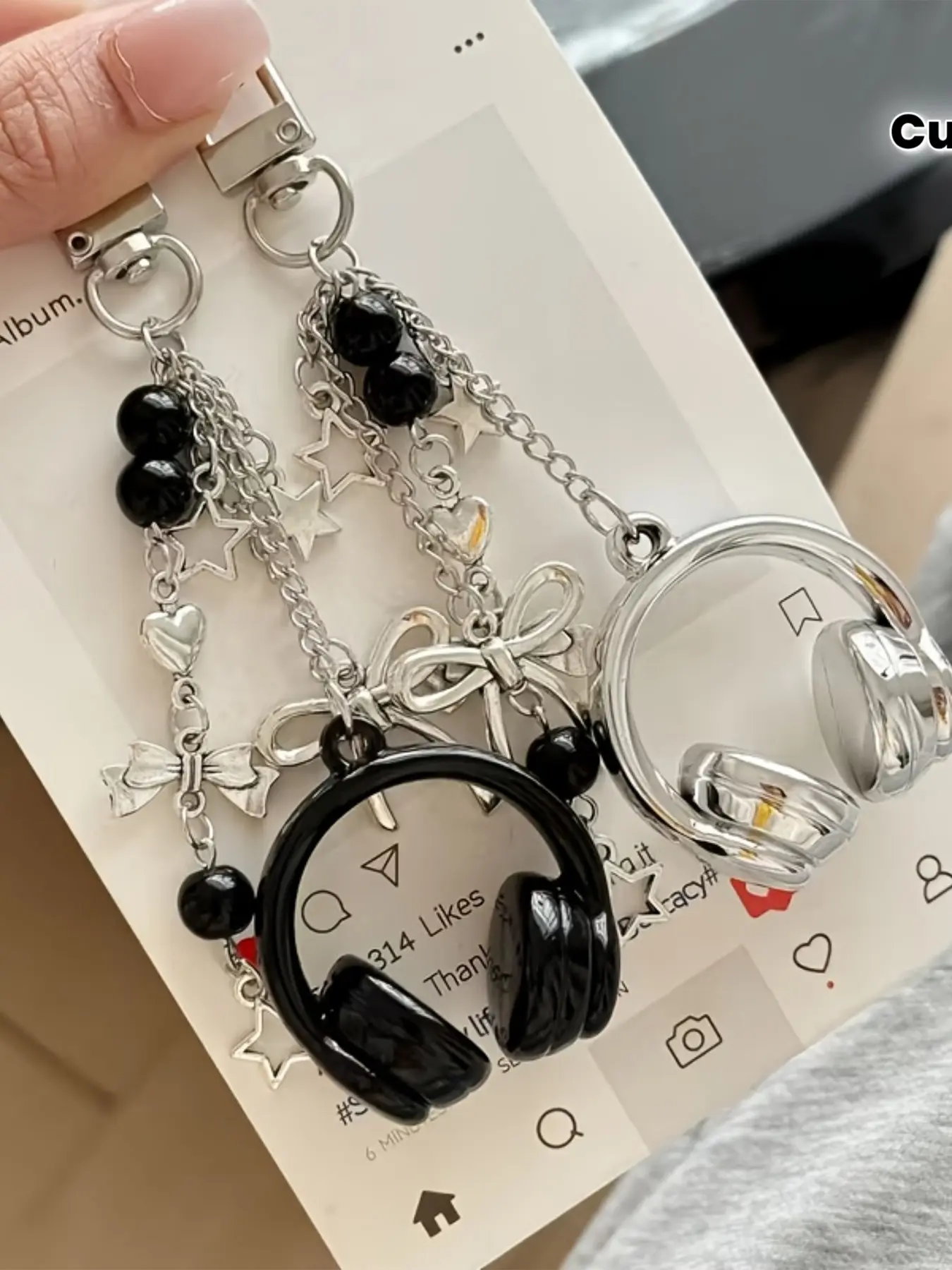 Y2K music vibes unlocked This headphone bag charm blends Coquette sweetness with gothic edge, perfect for spring OOTDs and bold gifting. Sparkly Bag Charm Keychain, Bag Accessories #Y2KStyle #CoquetteAesthetic #HeadphoneCharm #SpringAccessory #GiftForHer