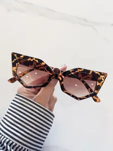 Summer Geometric Frame Plain Pattern Sunglasses Trends 2024, New Personality Travel Accessories for Women & Men, Lightweight and Durable for Outdoor Sun Protection Glasses for Daily Use, Fashion Glasses