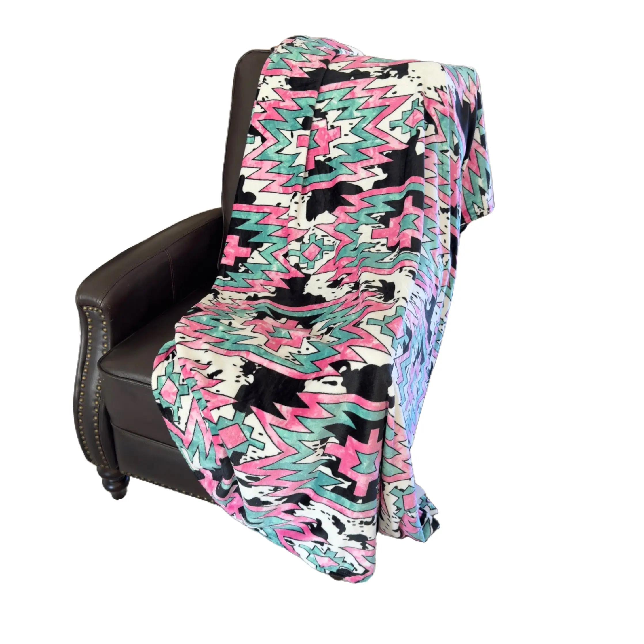 Envy Stylz Boutique The Caroline Lightweight Soft Throw Blanket 60"x80" 100% Microfiber Polyester Machine Washable Comfy Blanket Cow Print