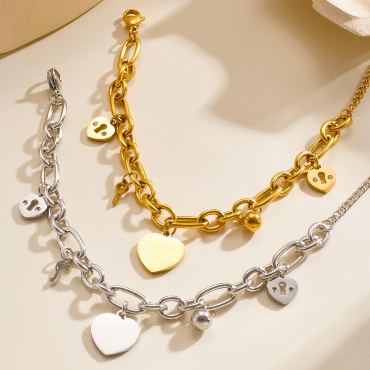 Luxury Heart Lock & Key Charm Necklace for Women, Premium Quality Adjustable Cable Chain Love Lock Pendant Necklace, Timeless Anniversary Valentine's Day Gift for Her, Trendy Sophisticated Statement Jewelry