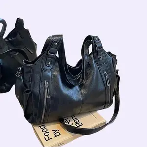 Vintage Luxe Shoulder Bag - Retro Charm with Modern Functionality, Adjustable Crossbody Strap, Sturdy Top Handle, Spacious Interior, Ideal for Office & Casual Outings