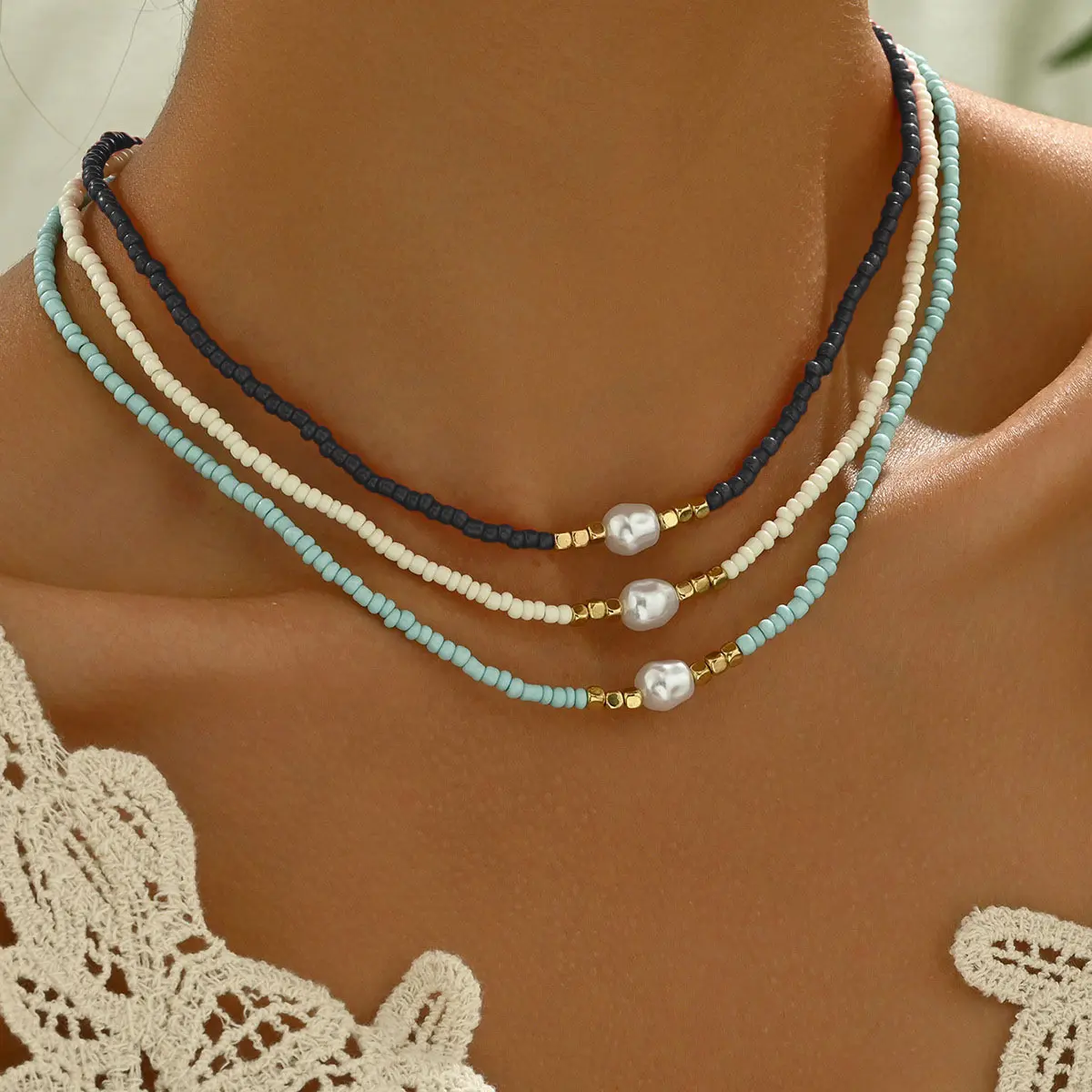 3Pcs Bohemian Adjustable Minimalist Necklace Set Handmade Rice Beads Ethnic Artificial Pearl Pendant Multi-layer Women Colorful Beads Stackable Necklace Set