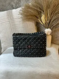 Pre-owned Valentino Garavani Rockstud Spike Small Shoulder Bag in black grained leather 1919