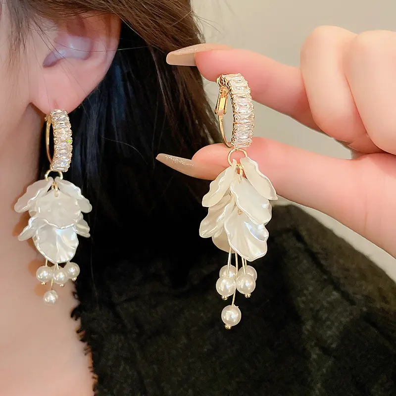 18#Silver Needle-Gold-Shell