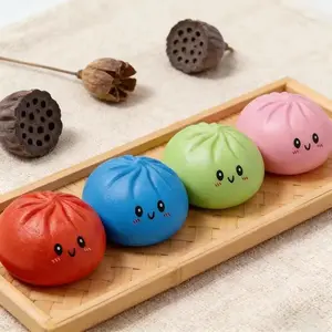 Spring promotion: glitter dumpling toy made of soft rubber, rainbow dumplings, cute stress-relief toy, includes a steamer box, soft squeezable dough for stress relief, large dumpling—an ideal Easter gift.