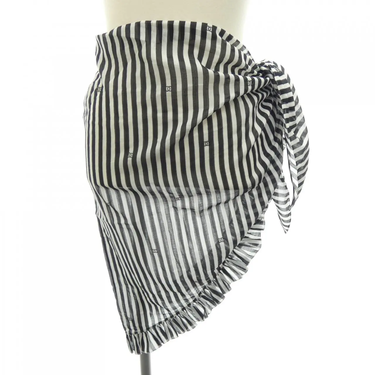 Pre-owned CHANEL Silk Small Leather Goods Pareo Scarf