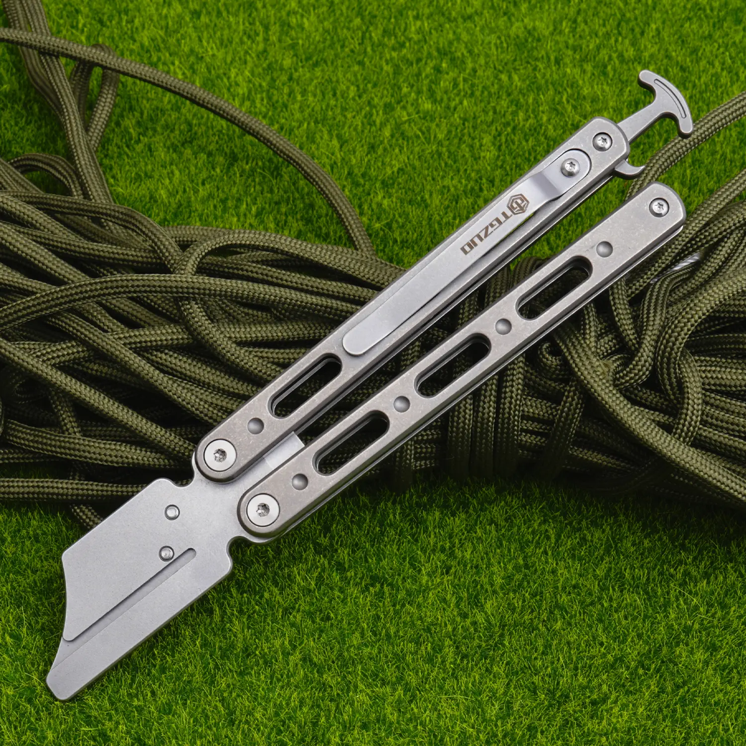 Titanium Alloy Handle Folding Multitool - Multifunctional Survival Equipment with Replaceable Blade, Bottle Opener, Portable for Camping, Hiking