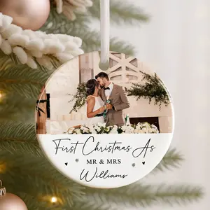 Personalised 1st Christmas as Mr and Mrs | First Christmas as Mr and Mrs Bauble | 1st Christmas Married Custom Name Decoration | Newlywed Bauble