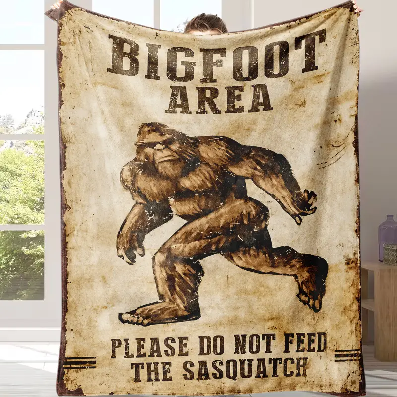 Bigfoot Area Themed Blanket with Storage Bag, 1 Count Soft Warm Throw Blanket, Lightweight Blanket for Home Office Travel Camping