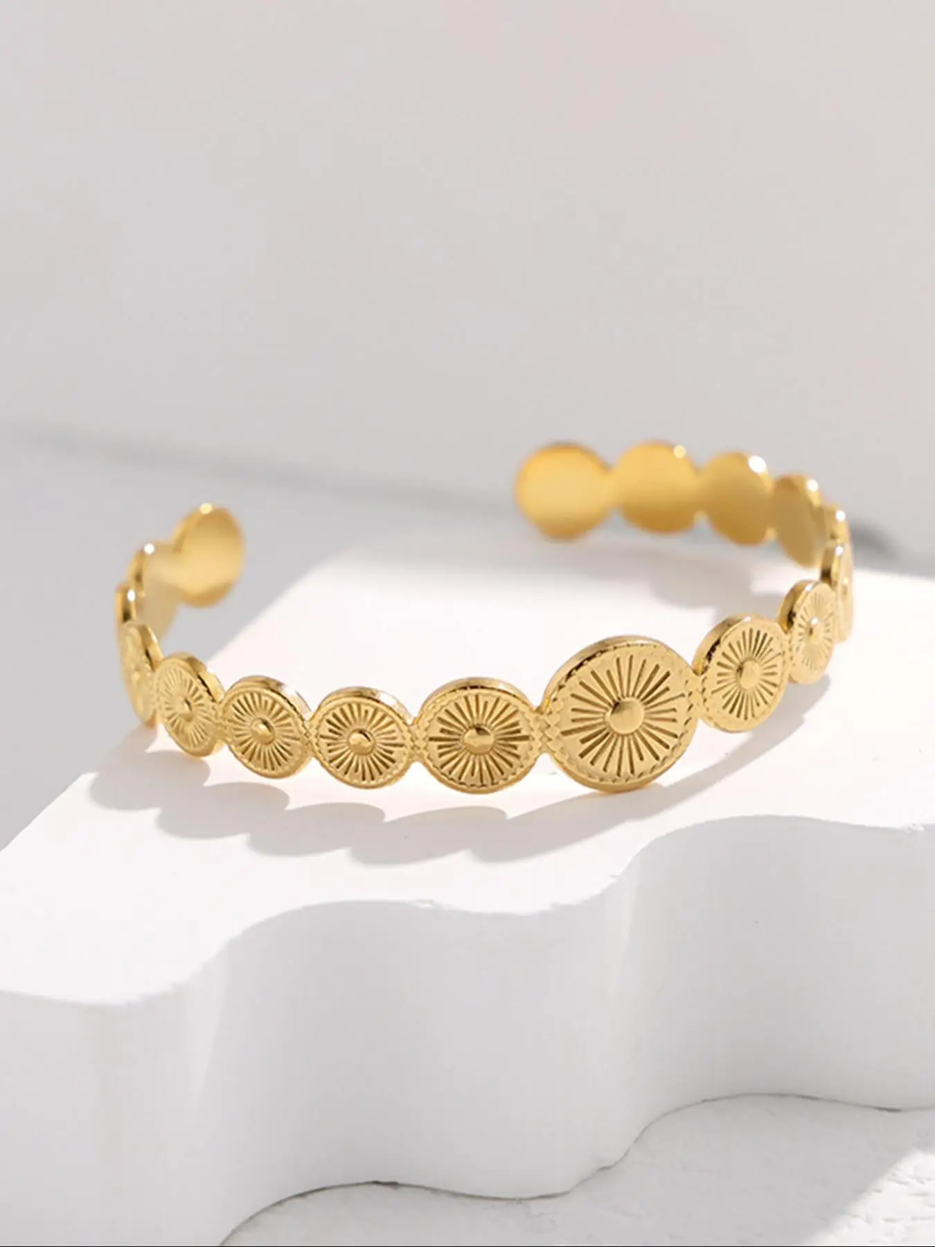 Vintage Geometric Design Cuff Bangle, Adjustable Open Bracelet, Stackable Bracelet, Fashionable Jewelry for Women, Holiday High Quality Bracelet, Eleg