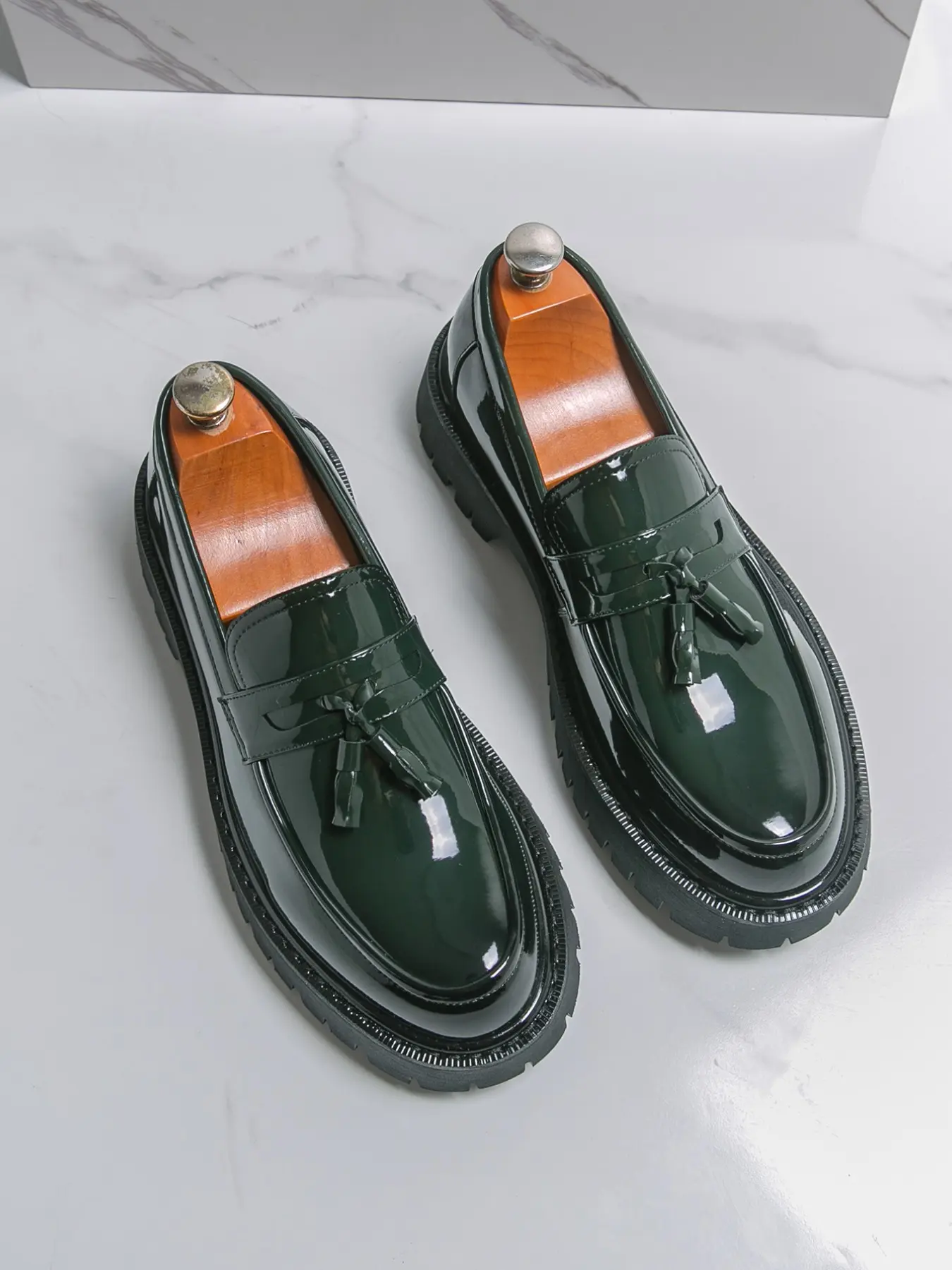 Men's Formal Business Leather Shoes, Large Head Fringe Loafer, Men's Footwear, Stylish and Comfortable, Perfect for Office Wear, Tassel Shoes, PU Leather Footwear