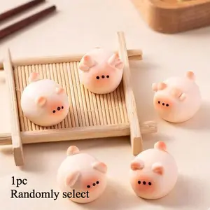 1 desktop ornament decoration - Randomly select one item
