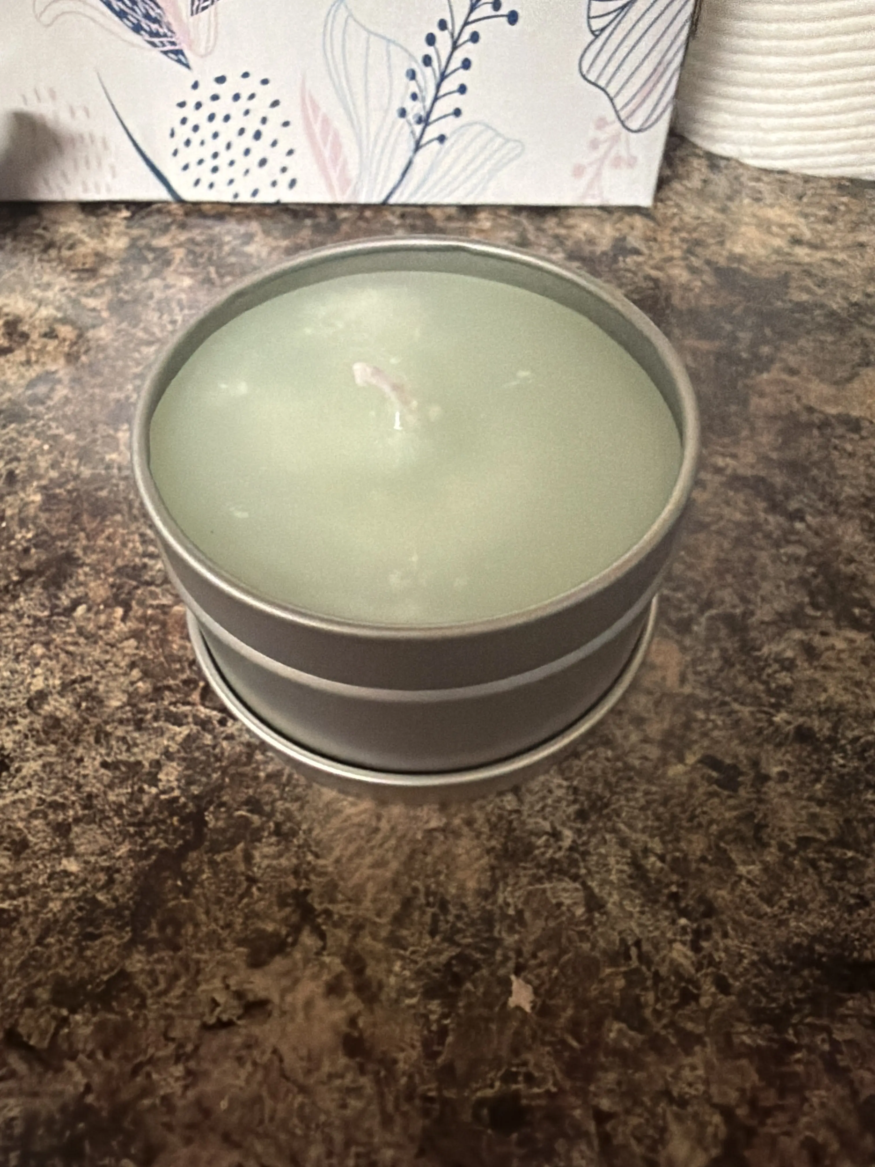 Spring scented candle