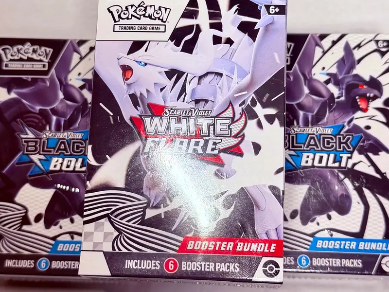 scarlet and violet booster box best cards Pokemon SV4 Scarlet and Violet Paradox Rift Booster Box – 88 Cardhouse main image 0