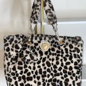 Juicy Couture Snow Leopard Handbag