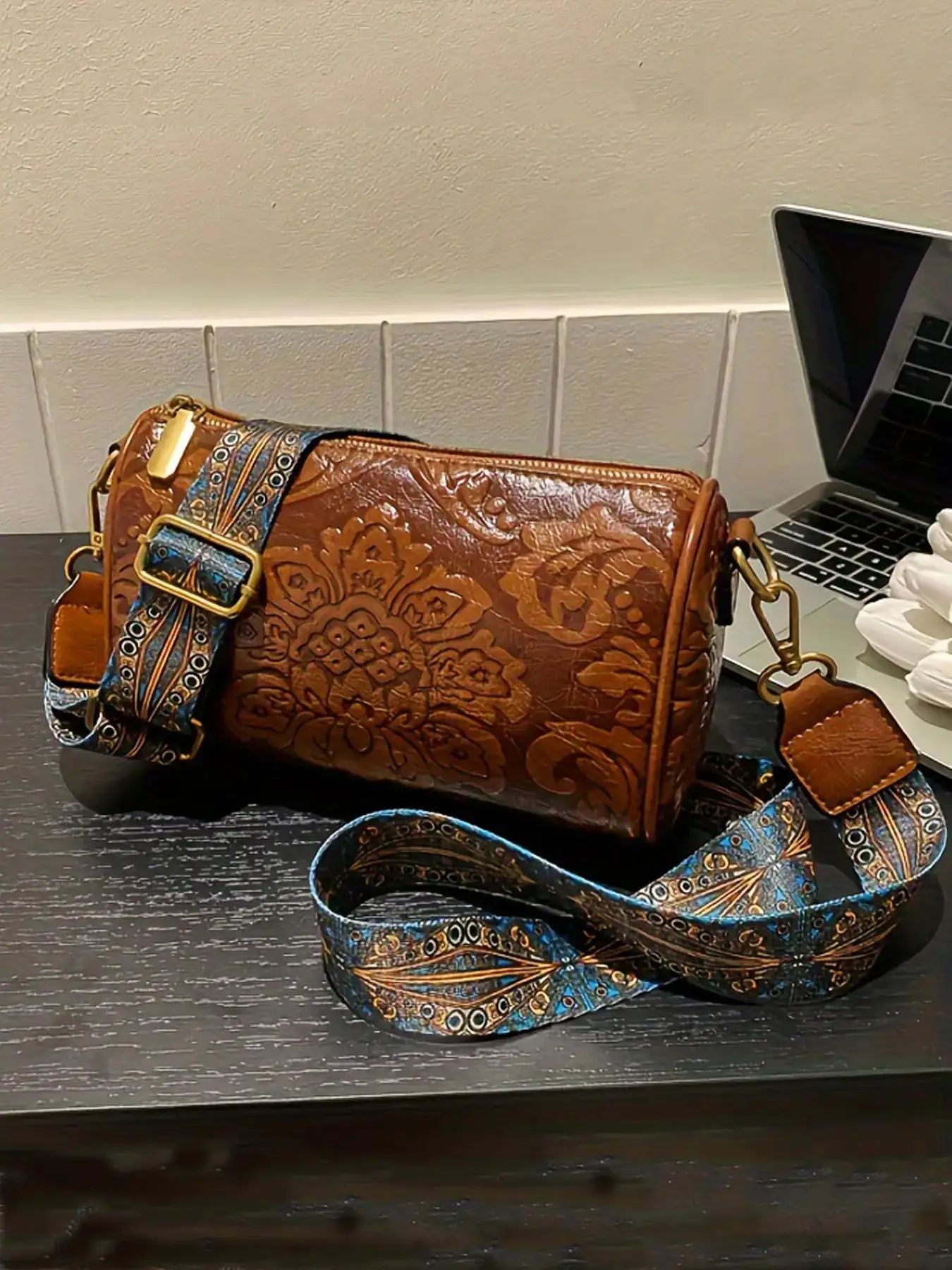 Women's Fashionable Boho Style Floral Decor Crossbody Bag, Vintage Style Ethnic Pattern Strap Shoulder Bag for Work & Daily Used, Trendy Boston Bag