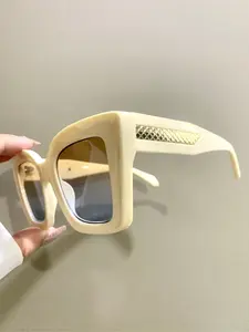 Large Frame Cat Eye Glasses, Fashion Trend Eyeglasses, Decorative Novelty Frame Legs Eyewear for Men and Women, Fashionable Frames Glasses