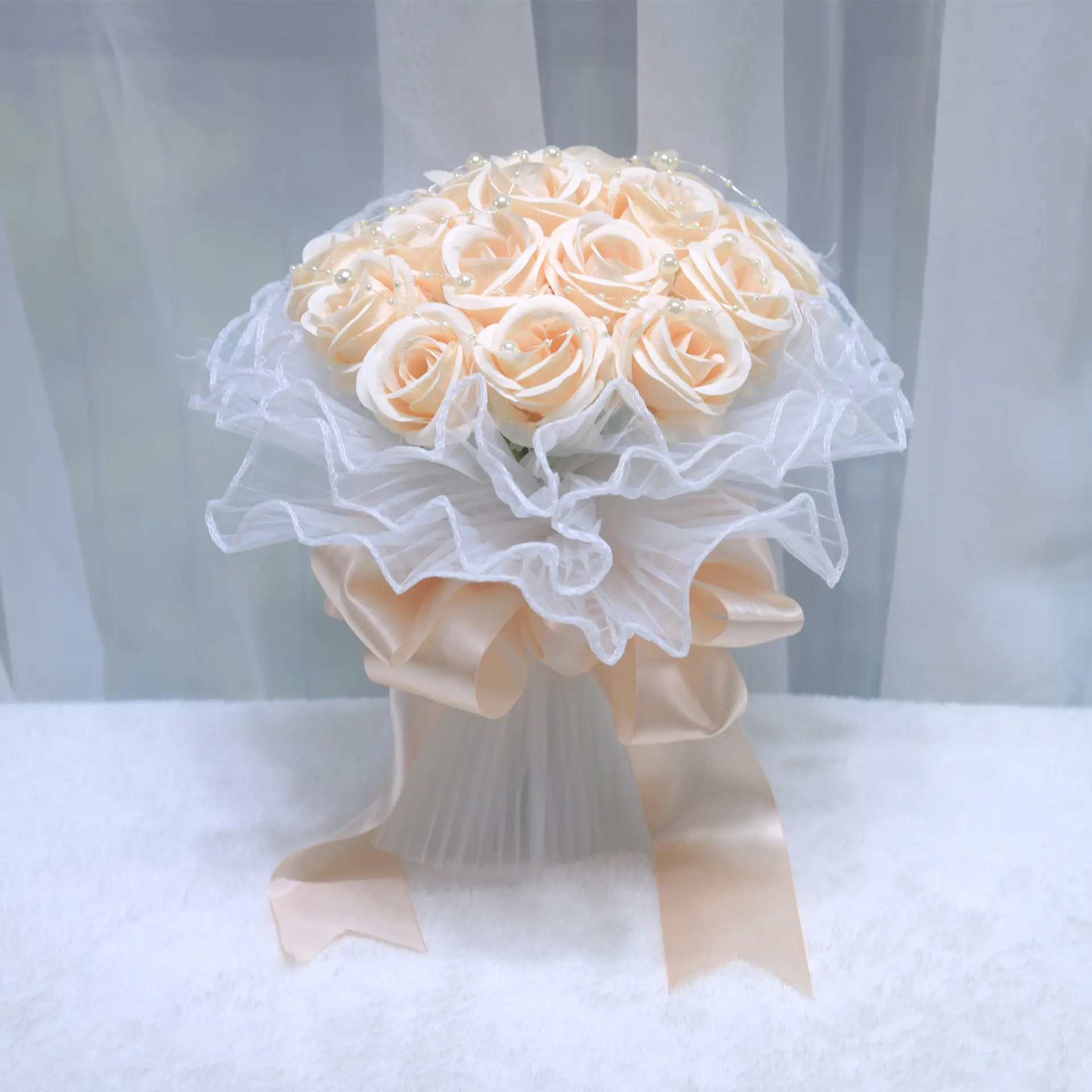 187 Floral Champagne