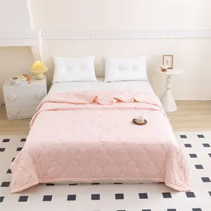 Ultra Soft Summer Cooling Blanket, Luxury Ice Silk Comfort Air Conditioning Blanket, Multifunctional Thin Bedding