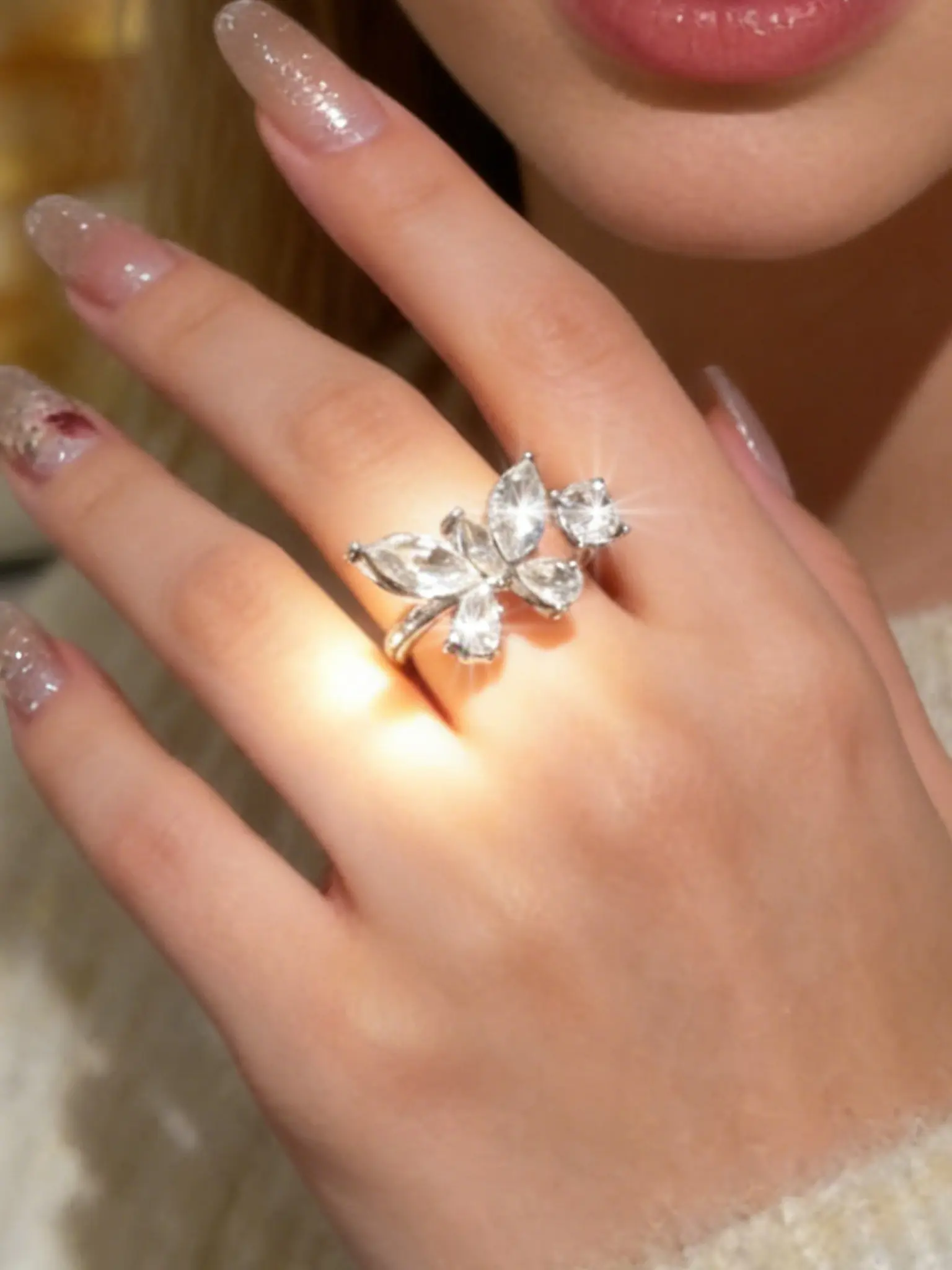 1 light luxury sparkling diamond inlaid butterfly ring, statement rings, fashionable and versatile with adjustable opening and index finger, suitable for ladies as a perfect gift bracelet